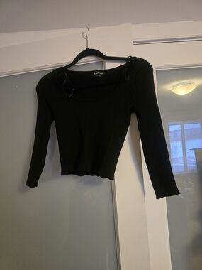 Bebe Black Ribbed Long Sleeve Crop Top